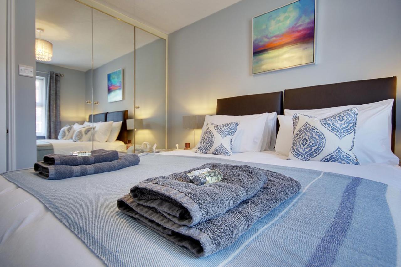 Villa 14 Oxford Mews - 5 Star Living For Up To 10 People Southampton Esterno foto