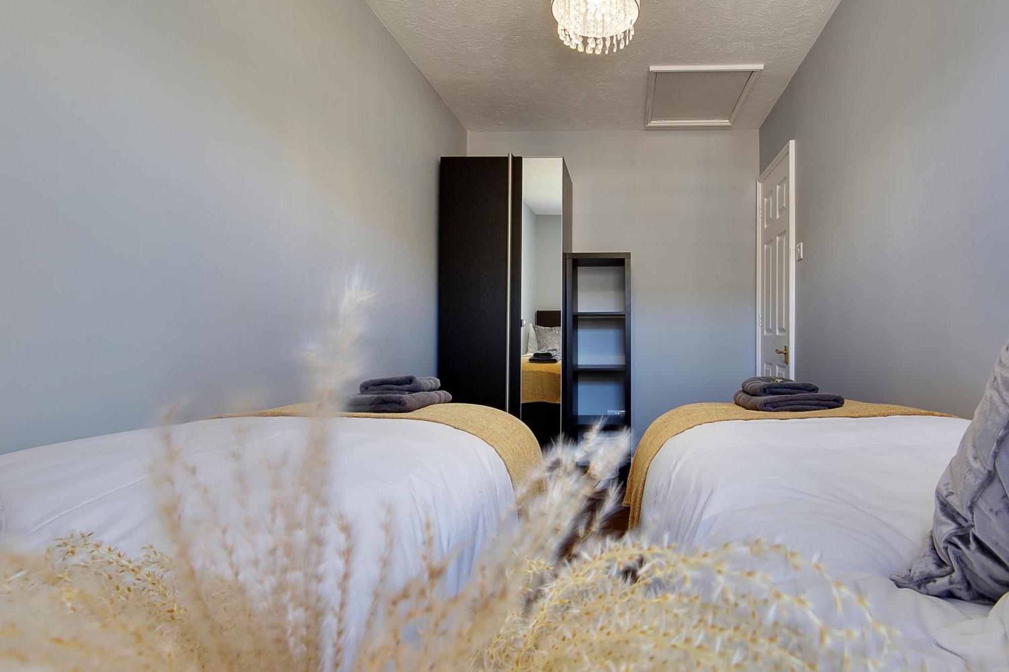 Villa 14 Oxford Mews - 5 Star Living For Up To 10 People Southampton Esterno foto