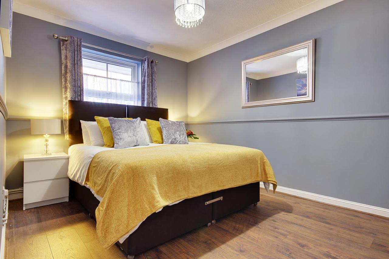 Villa 14 Oxford Mews - 5 Star Living For Up To 10 People Southampton Esterno foto