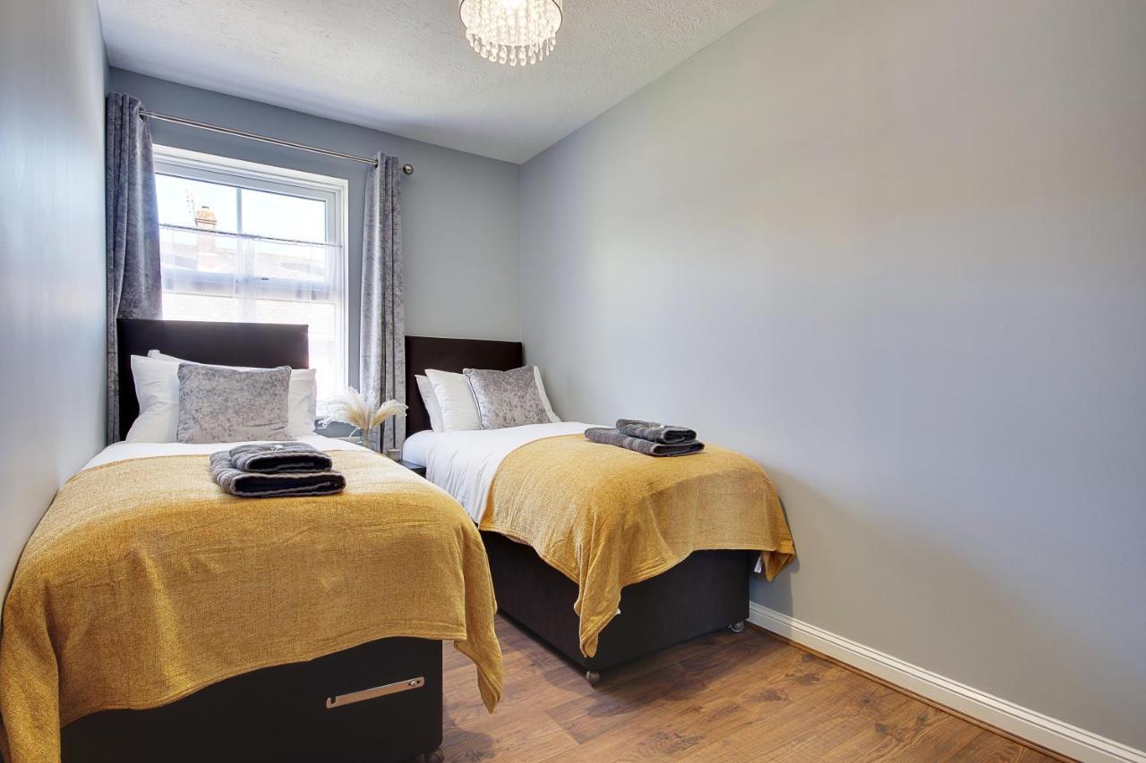 Villa 14 Oxford Mews - 5 Star Living For Up To 10 People Southampton Esterno foto