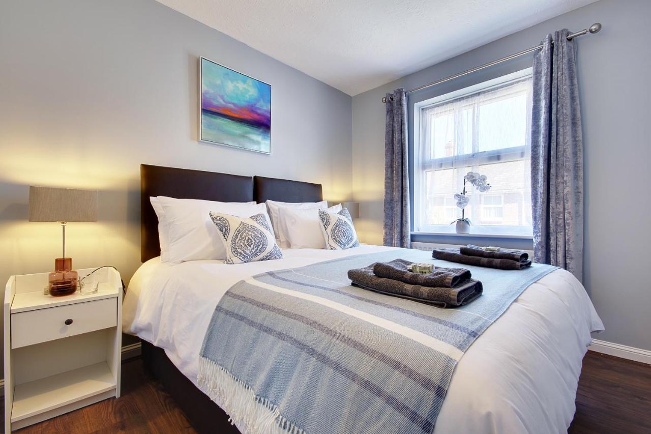 Villa 14 Oxford Mews - 5 Star Living For Up To 10 People Southampton Esterno foto